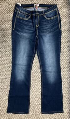 L.E.I. Junior Women’s Mid-Rise Stretch Slim Boot Cut Blue Jeans Size 9 NWT